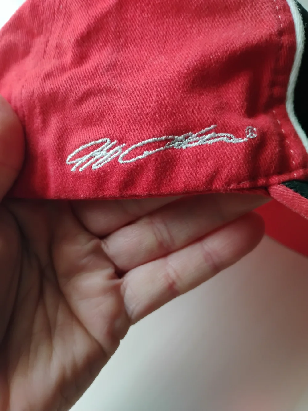 #24 Jeff Gordon DuPont Motorsports Black & Red Racing Cap